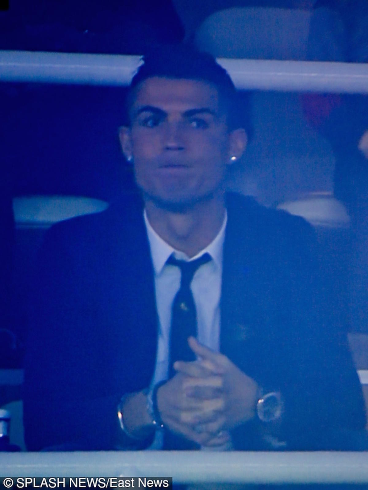Cristiano Ronaldo na trybunach ogląda mecz Realu