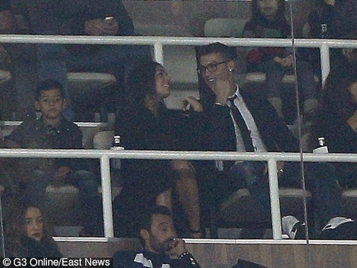 Cristiano Ronaldo pokazał się z dziewczyną Georgina Rodriguez na meczu