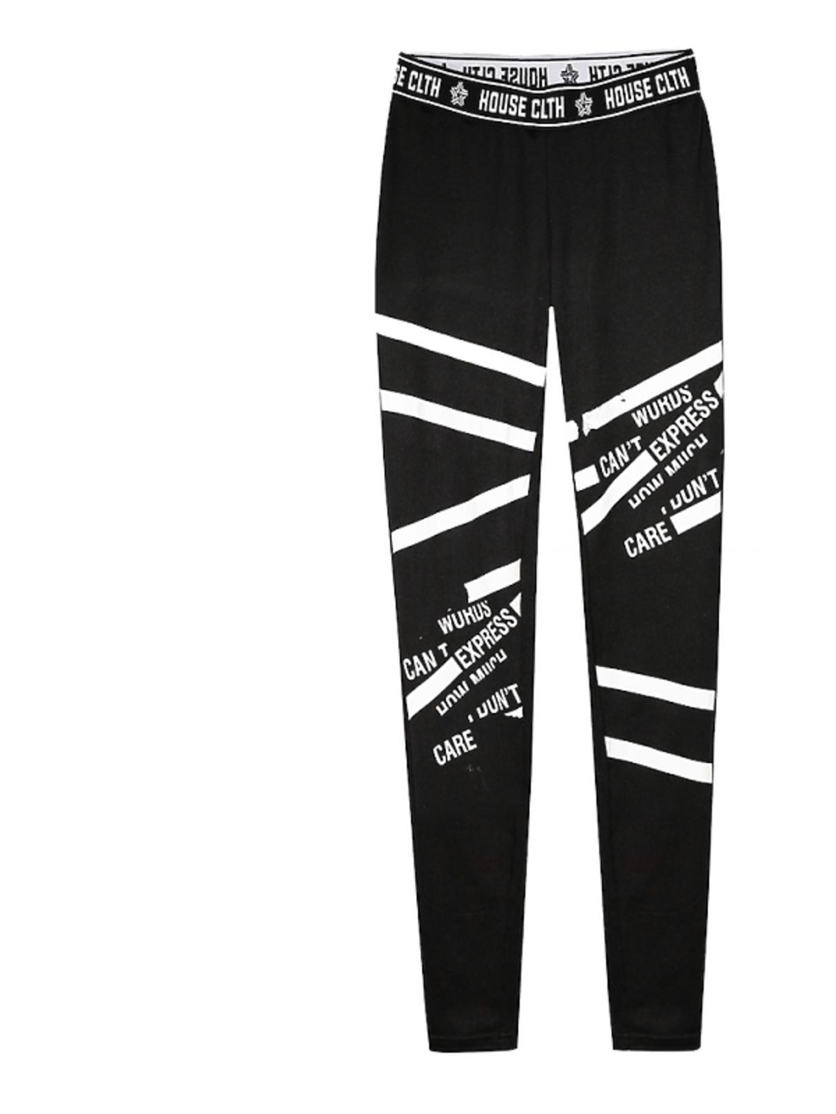 czarne legginsy w białe wzory i napisy