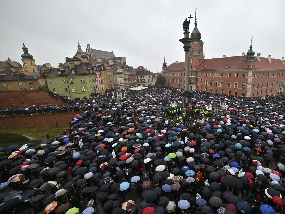 czarny protest