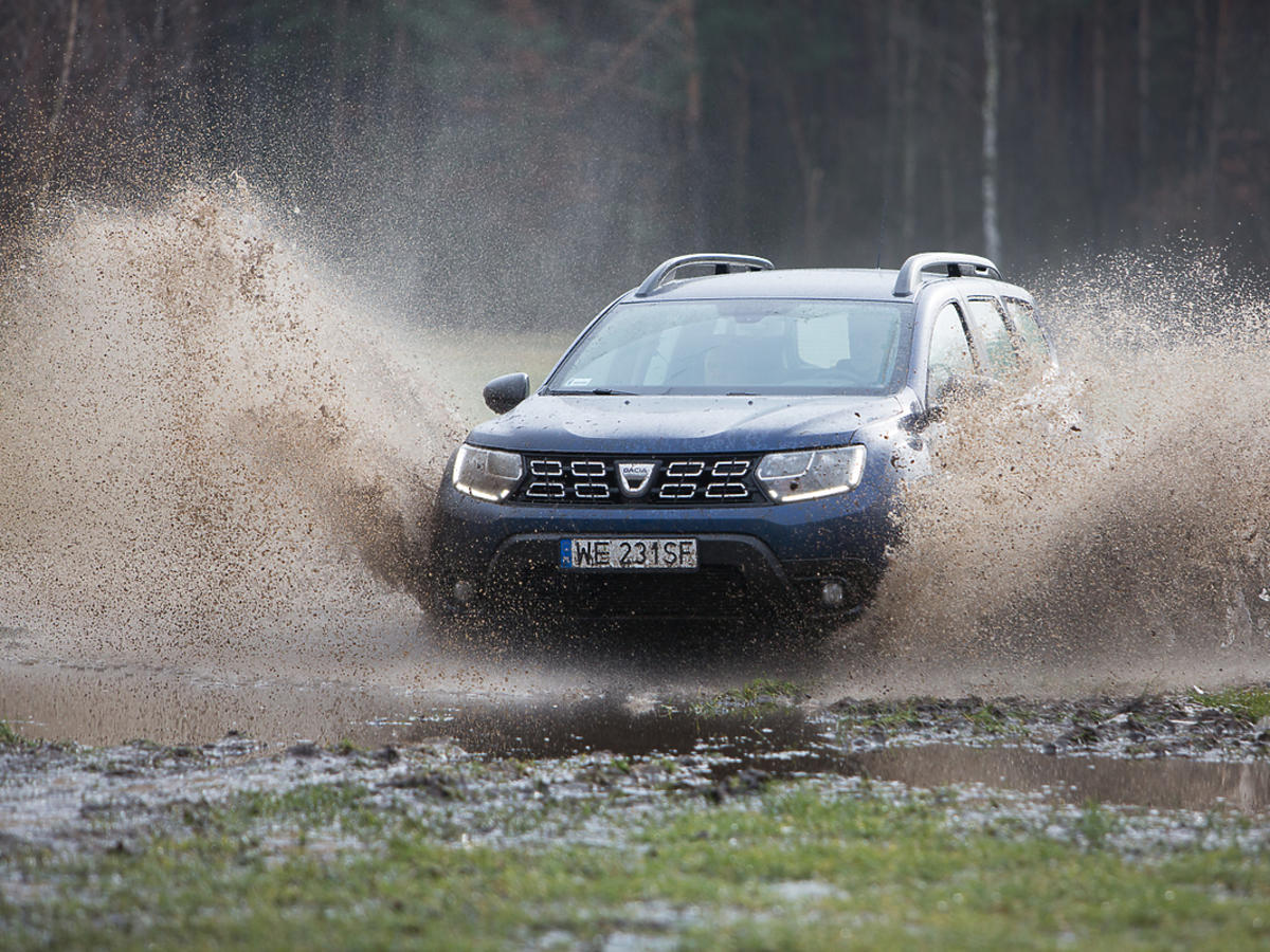 Dacia Duster i Krzysztof Hołowczyc w akcji!