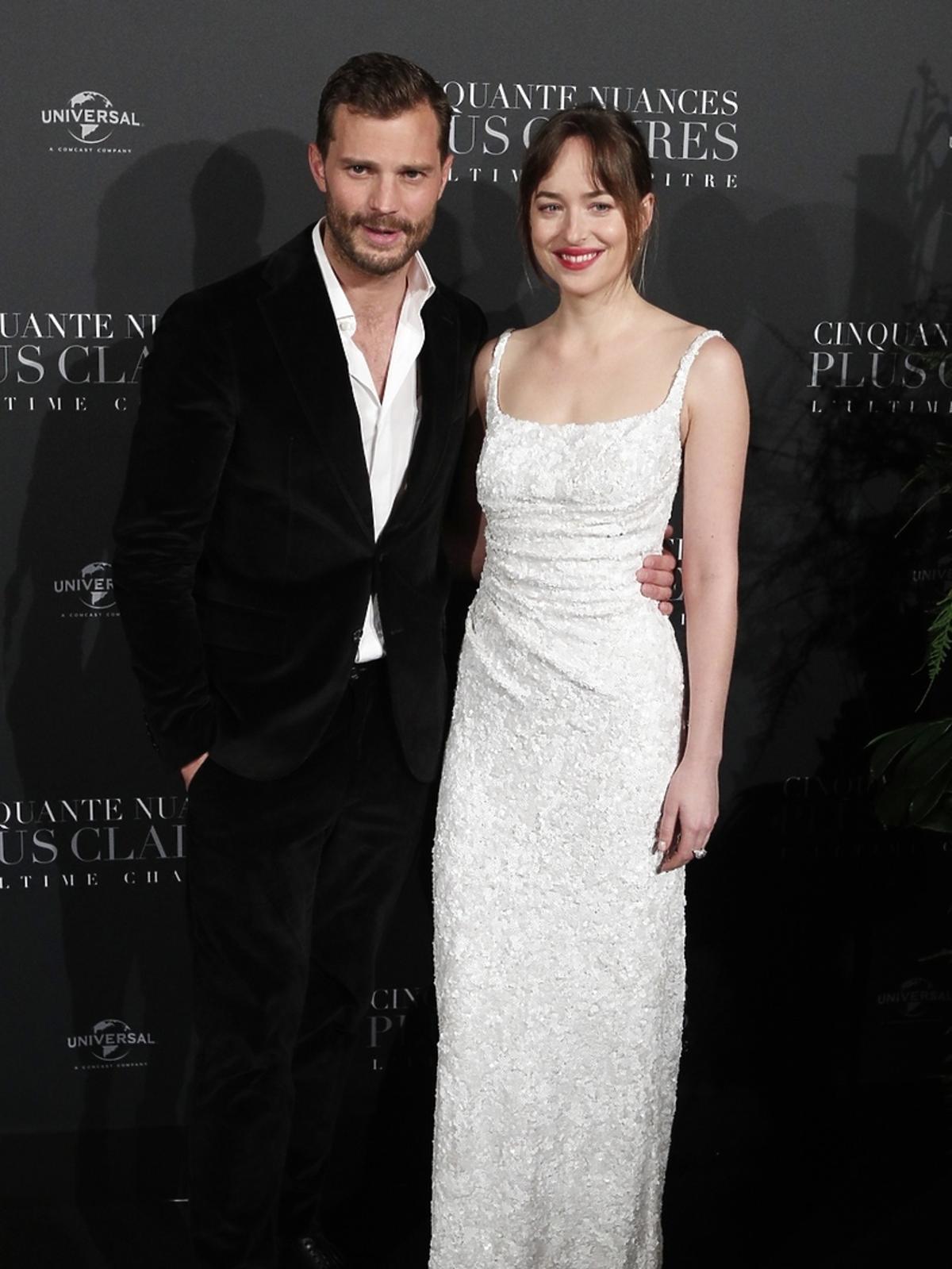 Dakota Johnson i Amelia Warner na premierze ĻNowego oblicza Greya