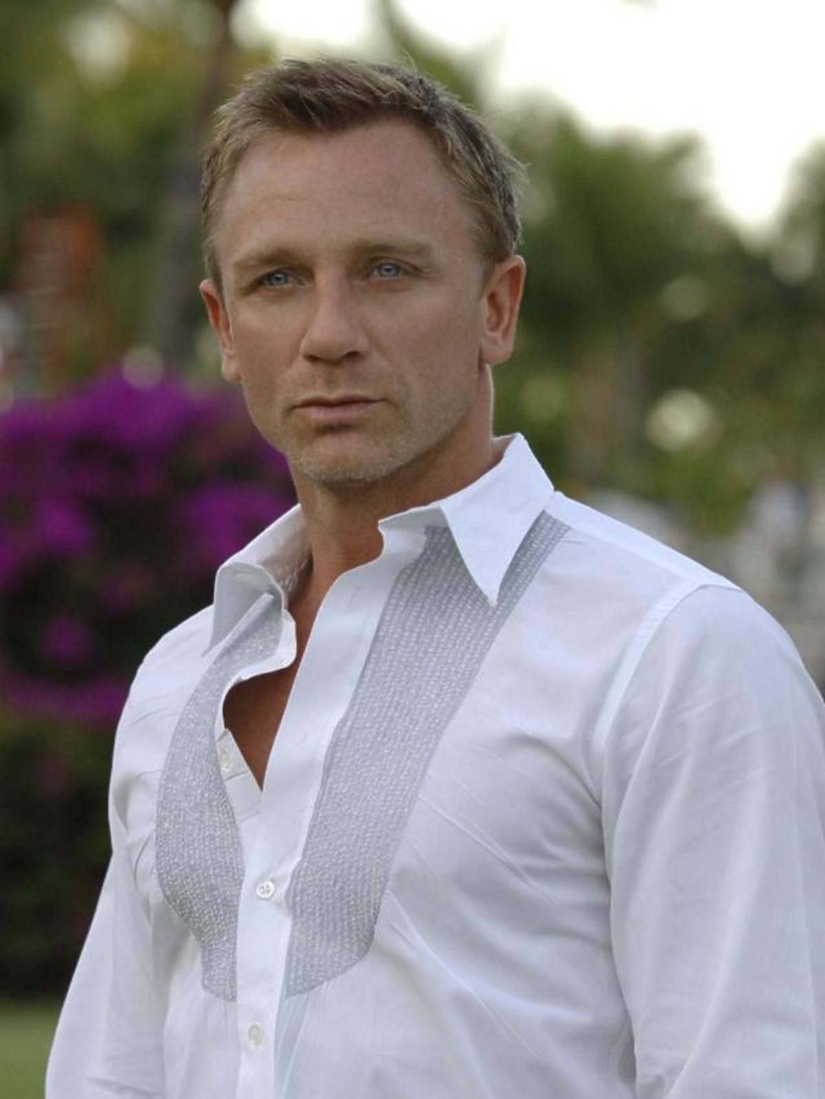 Daniel Craig