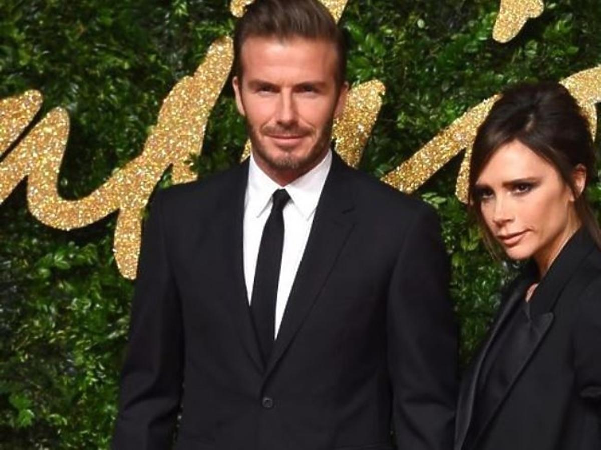 David Beckham w garniturze