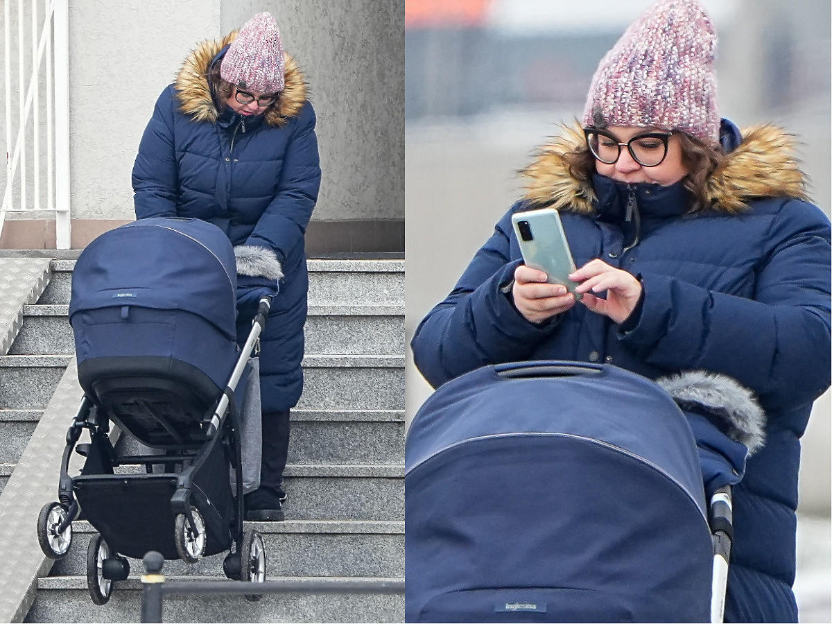 	Dominika Gwit uchwycona na zimowym spacerze z dzieckiem