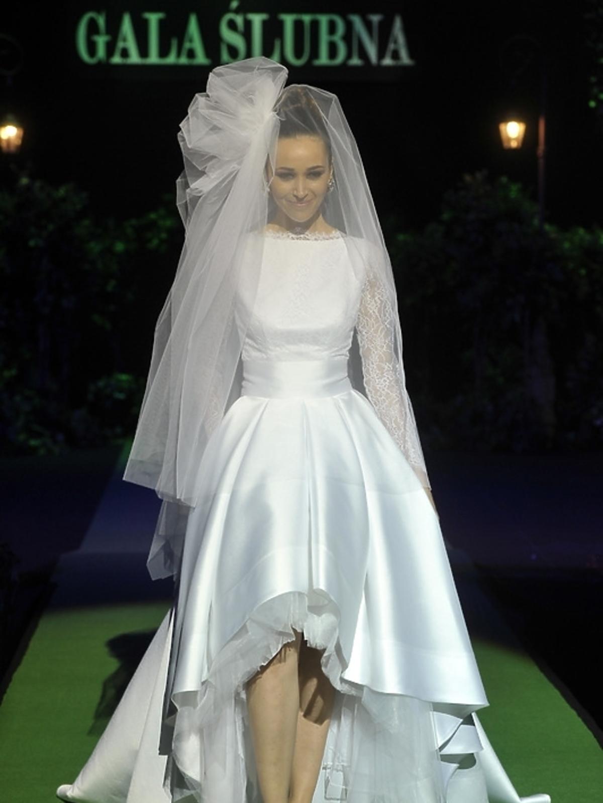 Dorota Czaja na pokazie Violi Piekut na Polskiej Gali Ślubnej
