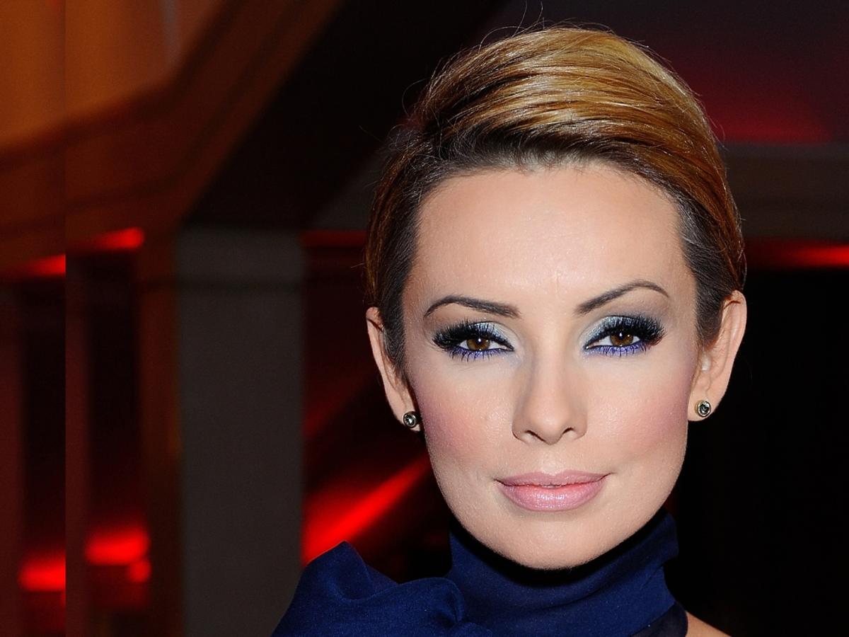 Dorota Gardias w makijażu smoky eyes