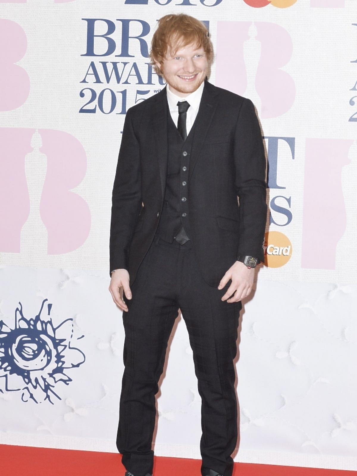 Ed Sheeran na gali Brit Awards 2015
