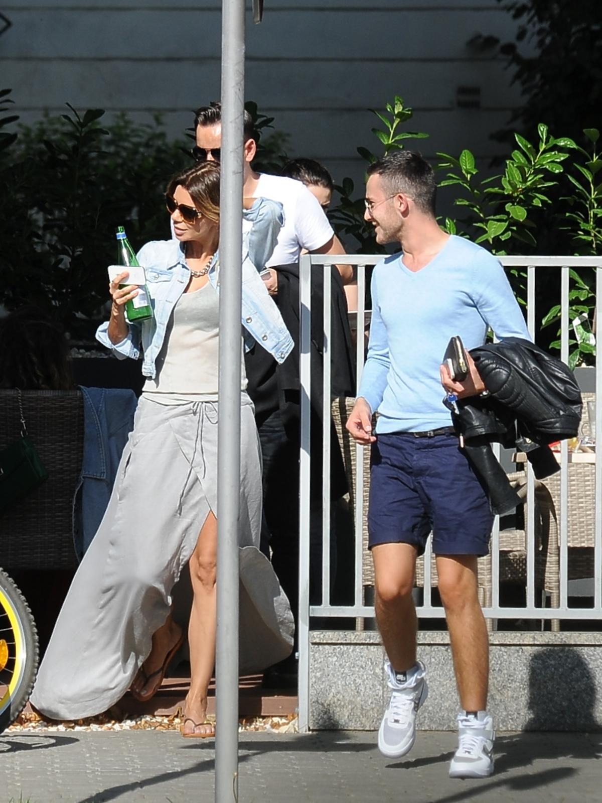 Edyta Górniak na spotkaniu ze znajomymi