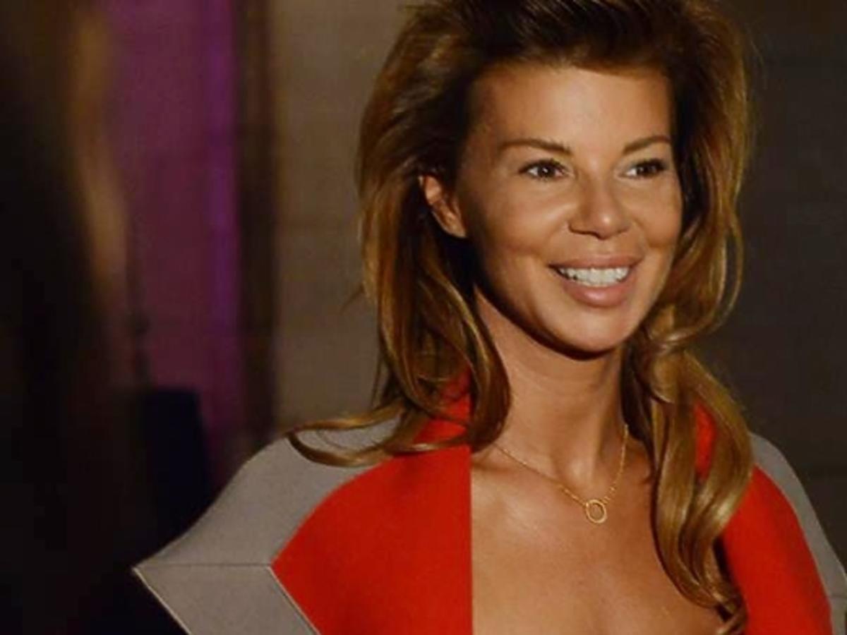 Edyta Górniak pozuje z welonem