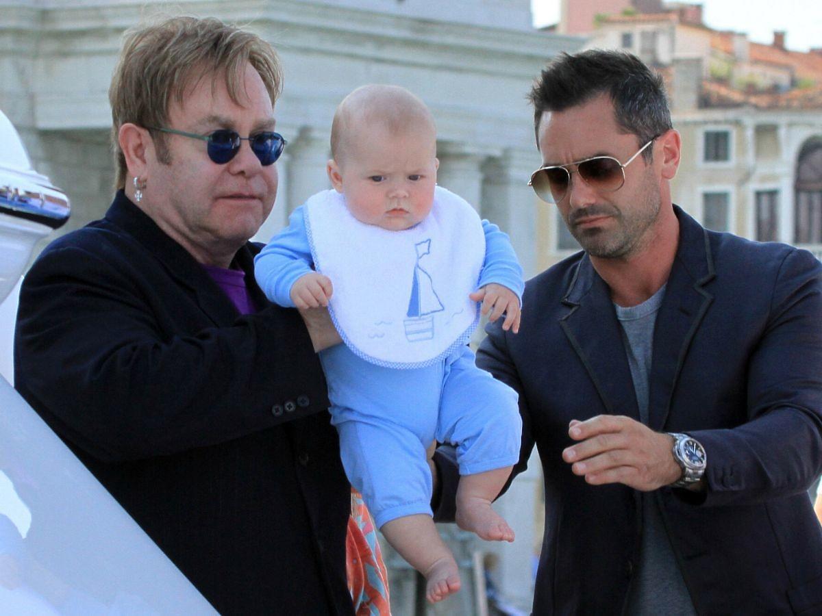 Elton John z partnerem i synem