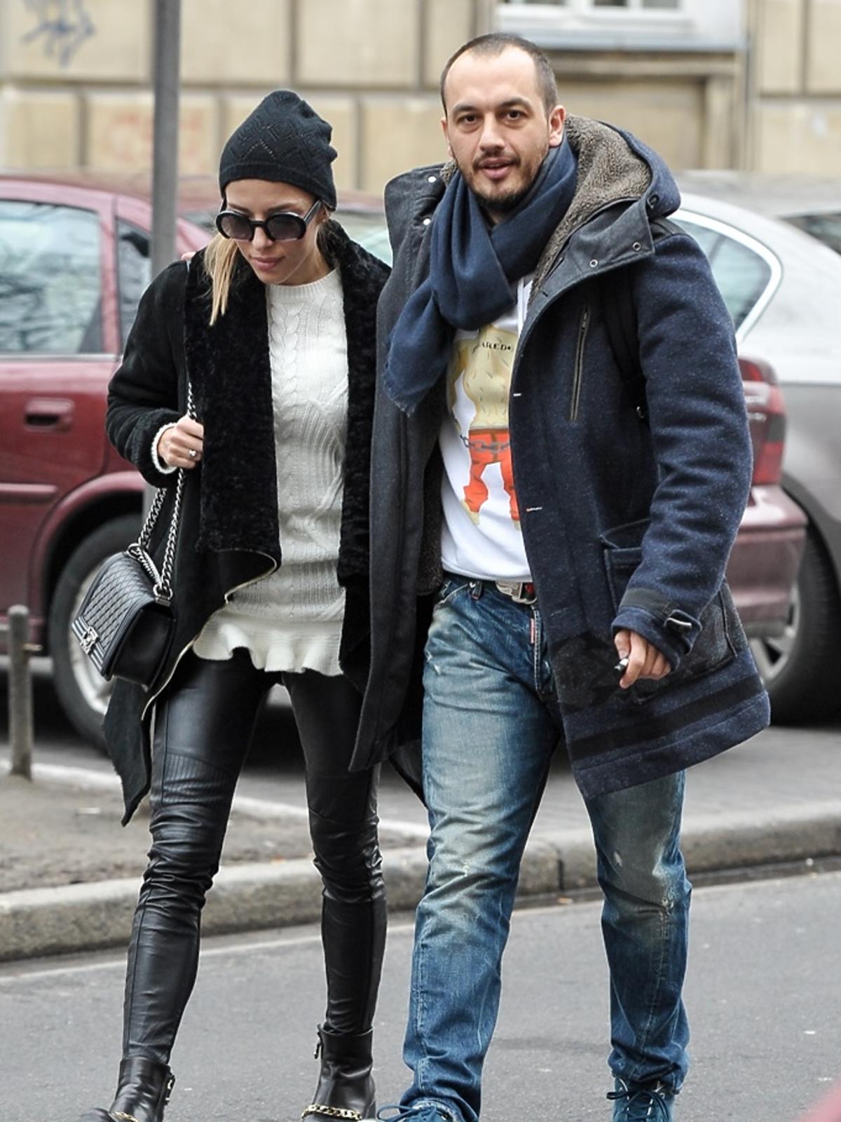 Ewa Chodakowska, Lefteris Kavoukis