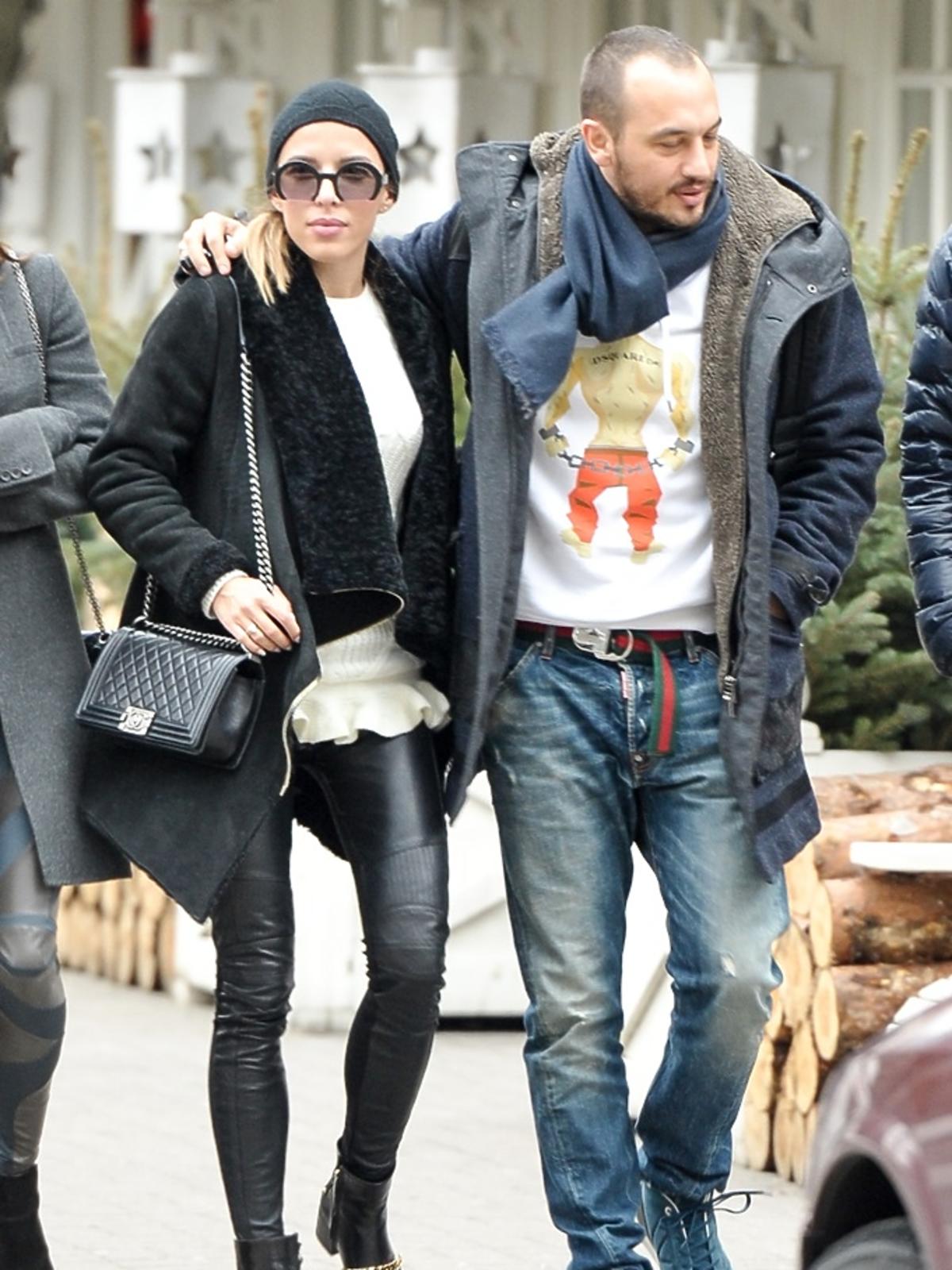 Ewa Chodakowska, Lefteris Kavoukis