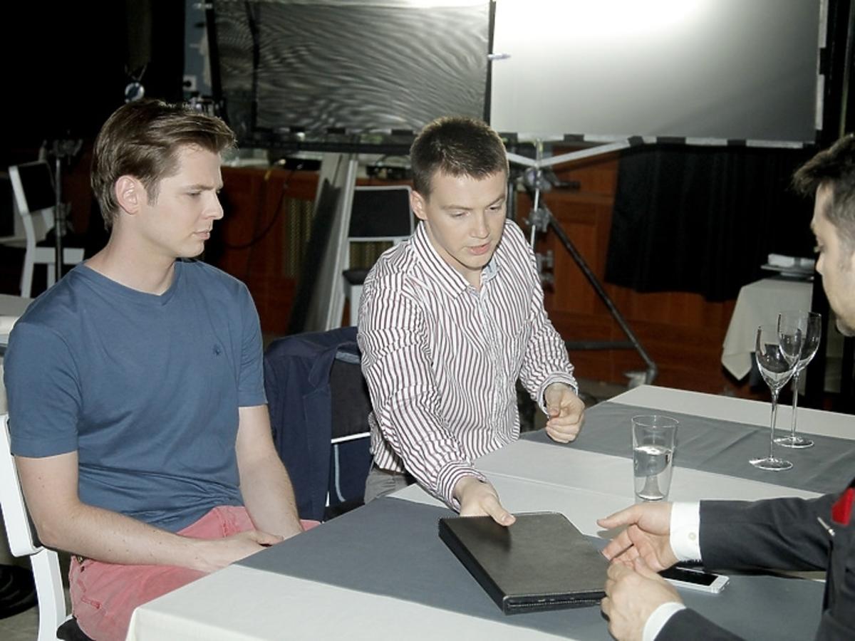 Filip Bobek, Krzysztof Kwiatkowski i Kamil Kula na planie serialu