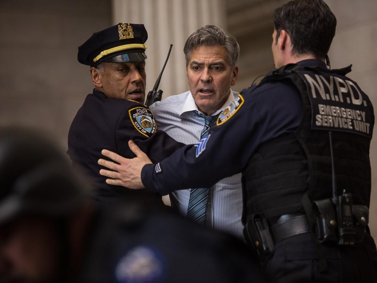 George Clooney w filmie Zakładnik z Wall Street