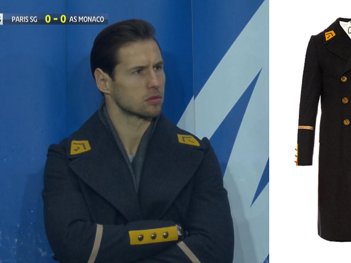 Grzegorz Krychowiak na meczu w płaszczu militarnym Gucci - w stylu Napoleona