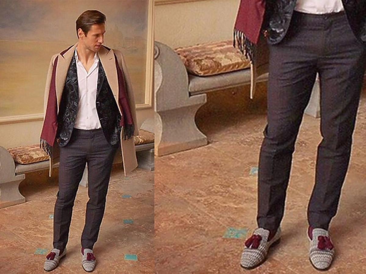 Grzegorz Krychowiak w borodwy szaliku i butach z fendzelkami