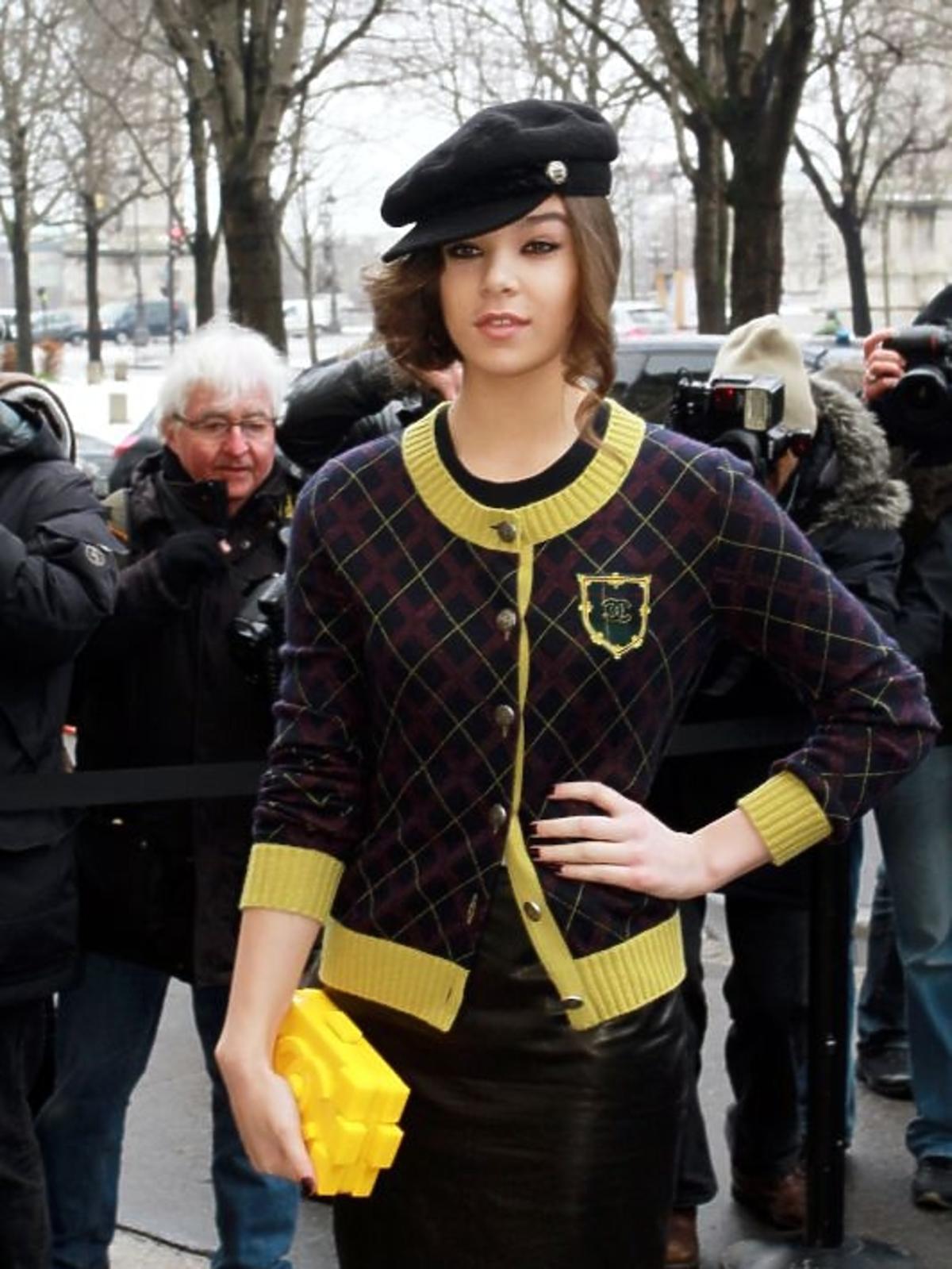 Hailee Steinfeld na pokazie Chanel Haute Couture wiosna/lato 2013