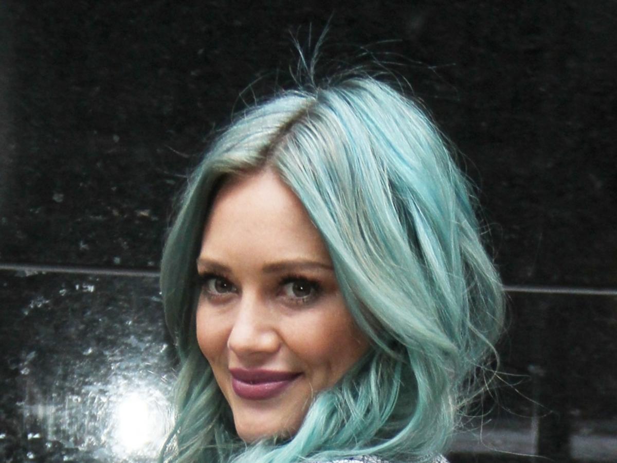 Hilary Duff w zielonych włosach