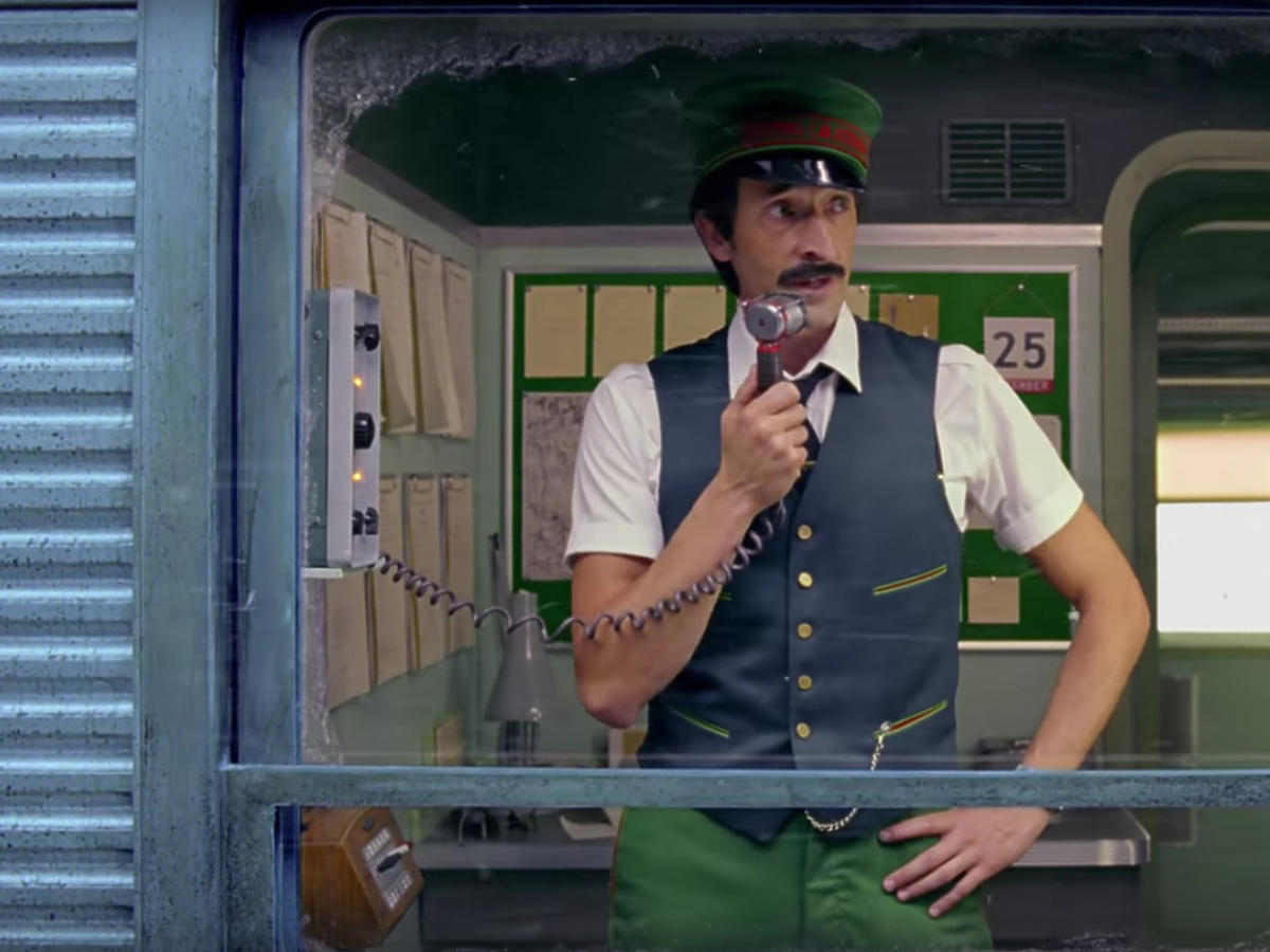 H&M święta, kadr z filmu - Adrien Brody