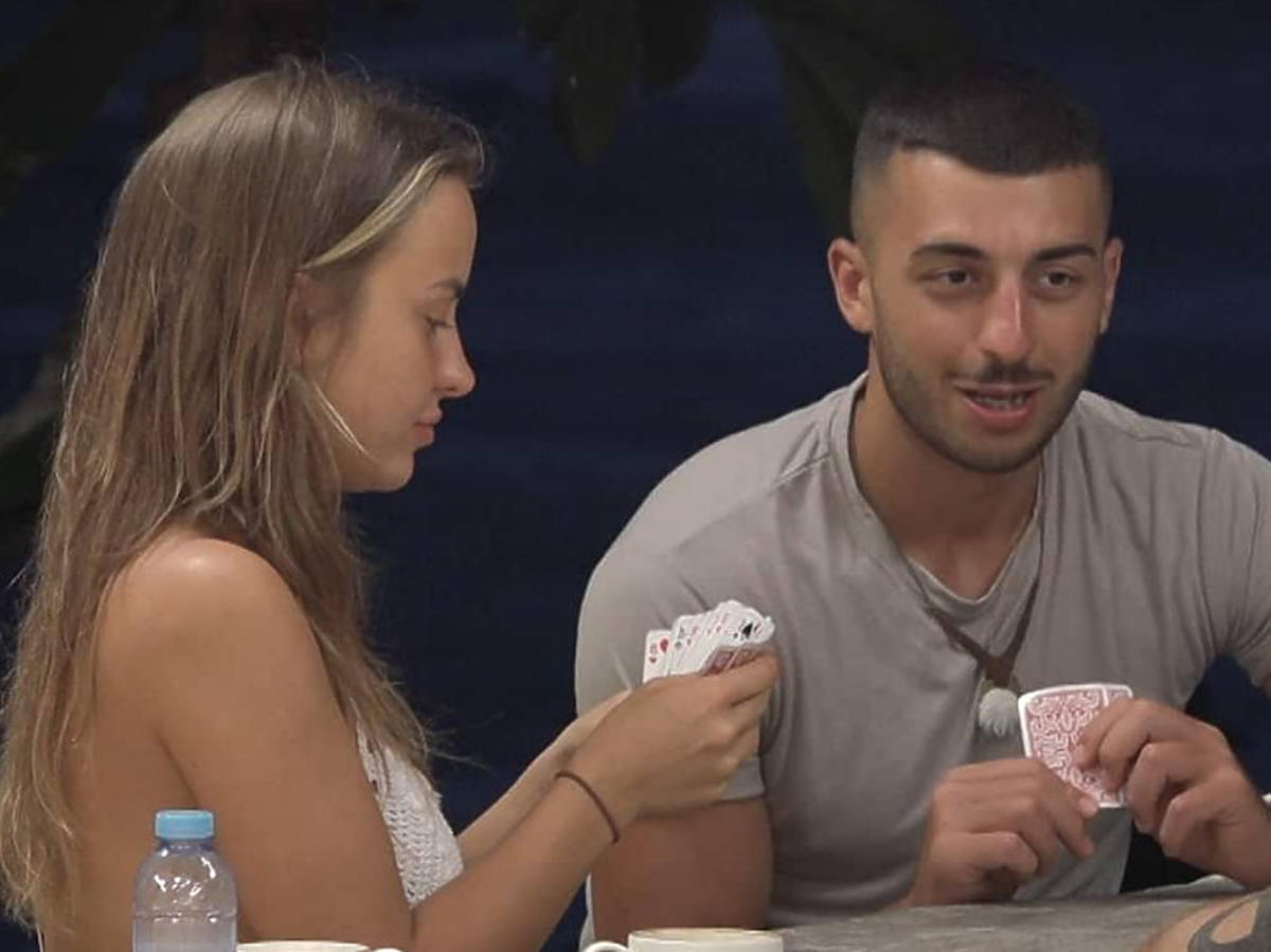 "Hotel Paradise 2": Artur odbije Julię Kamilowi
