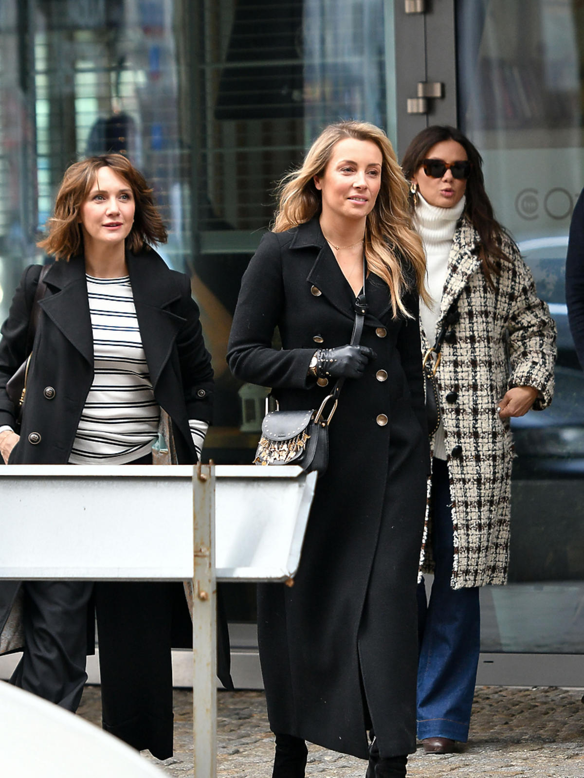 Ilona Ostrowska, Kinga Rusin i Karolina Ferenstein-Kraśko wychodzą z DDTVN