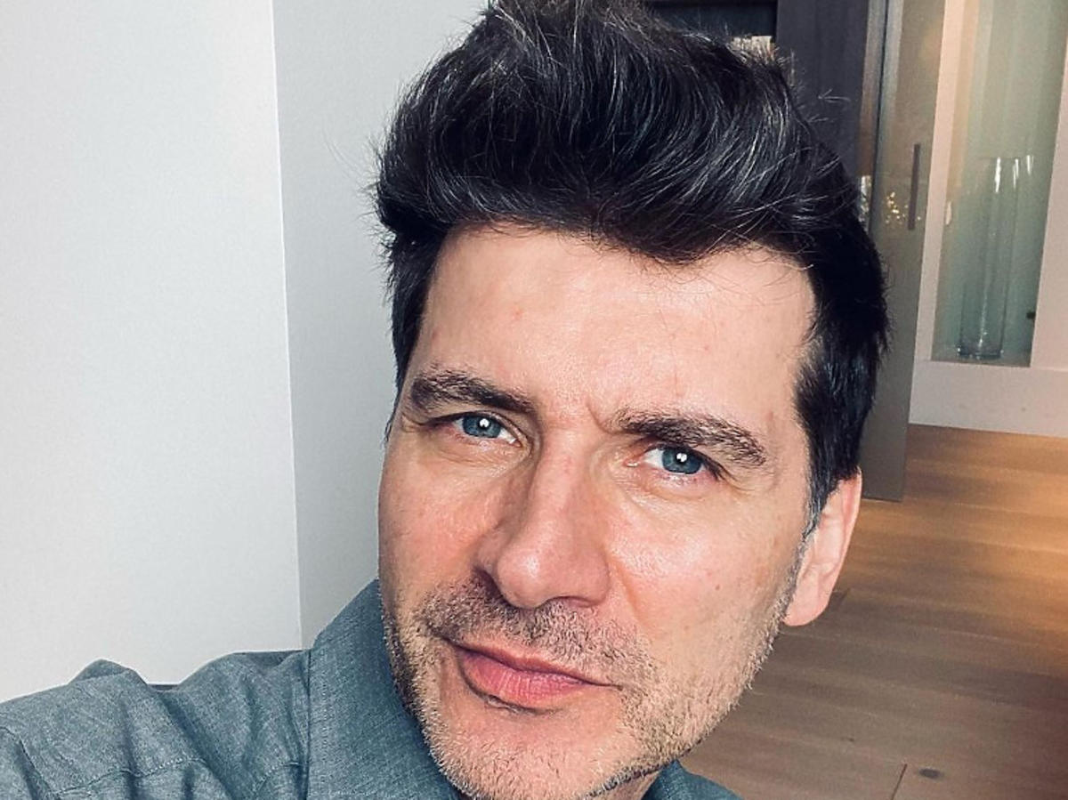 Jak mieszka Tomasz Kammel? Jego luksusowy apartament z własną siłownią robi wrażenie!