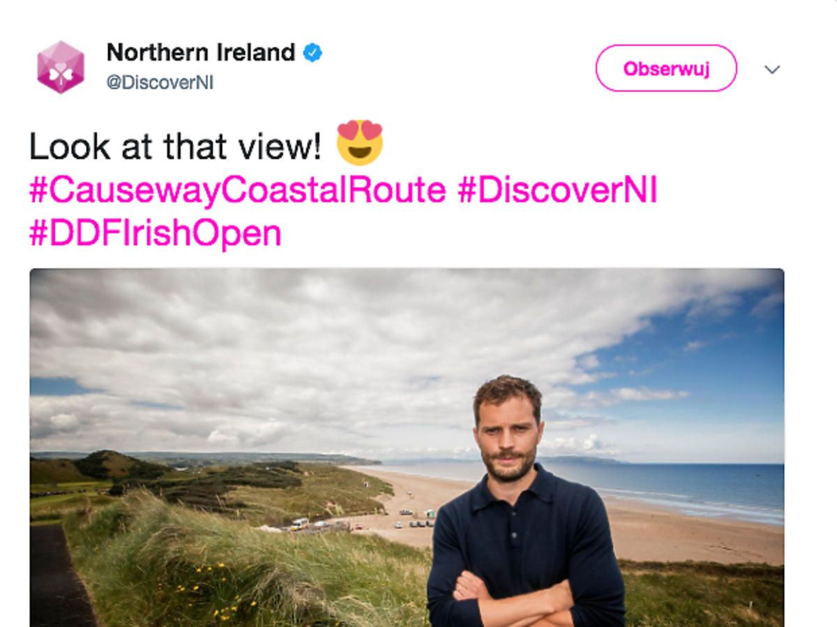 Jamie Dornan z wypukleniem