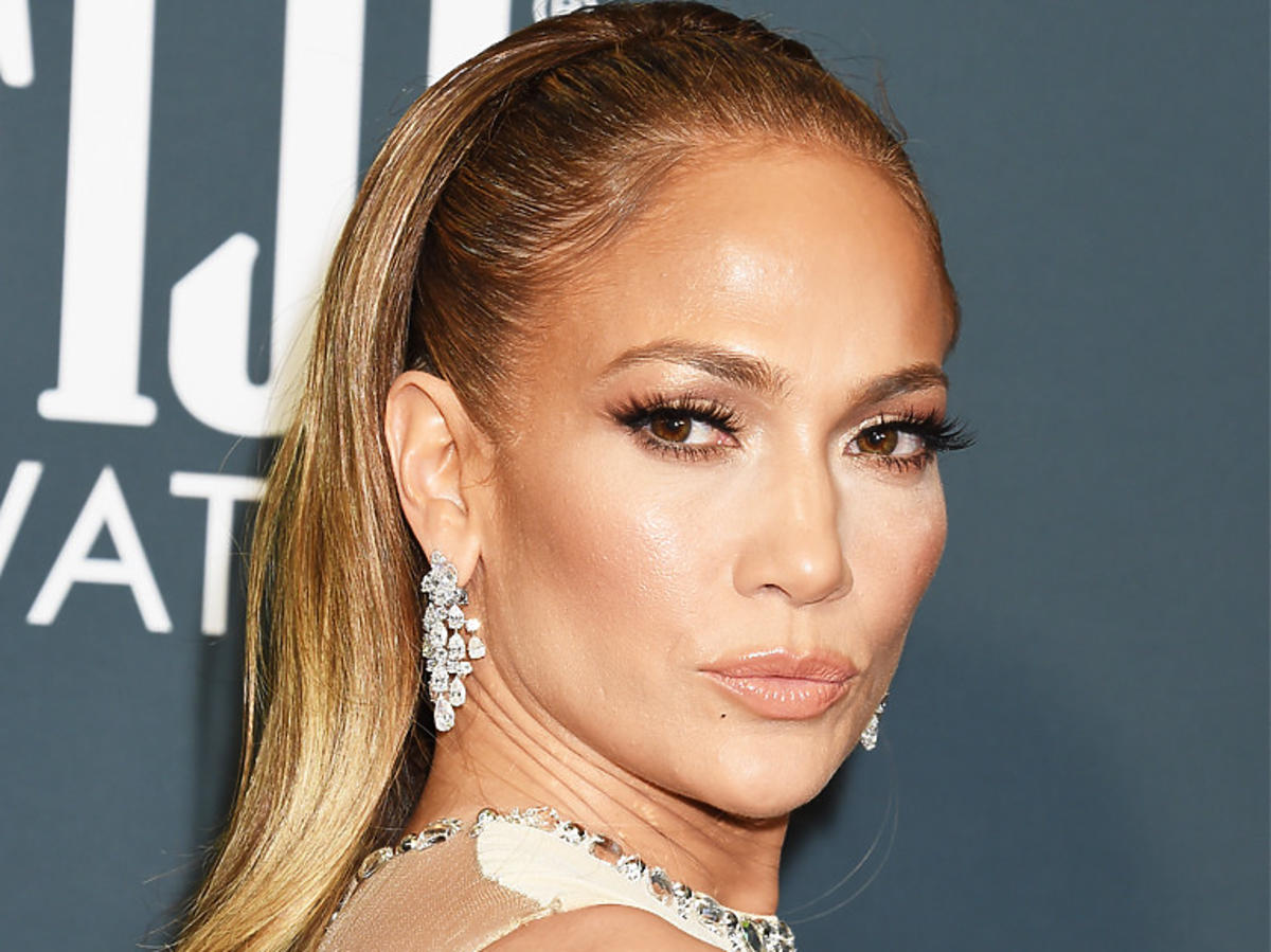 Jennifer Lopez ścięła włosy. Jak wygląda bez doczepów?