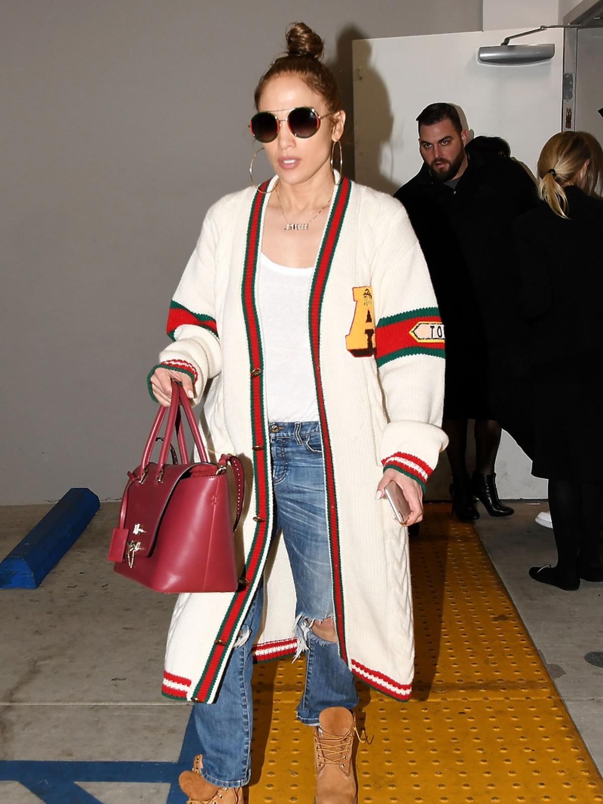 Jennifer Lopez w kardiganie Gucci