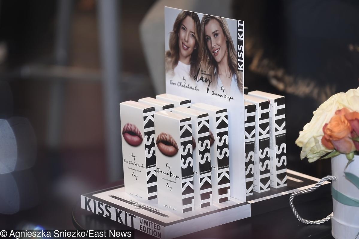 Joanna Krupa i Ewa Chodakowska reklamują Kiss Kit