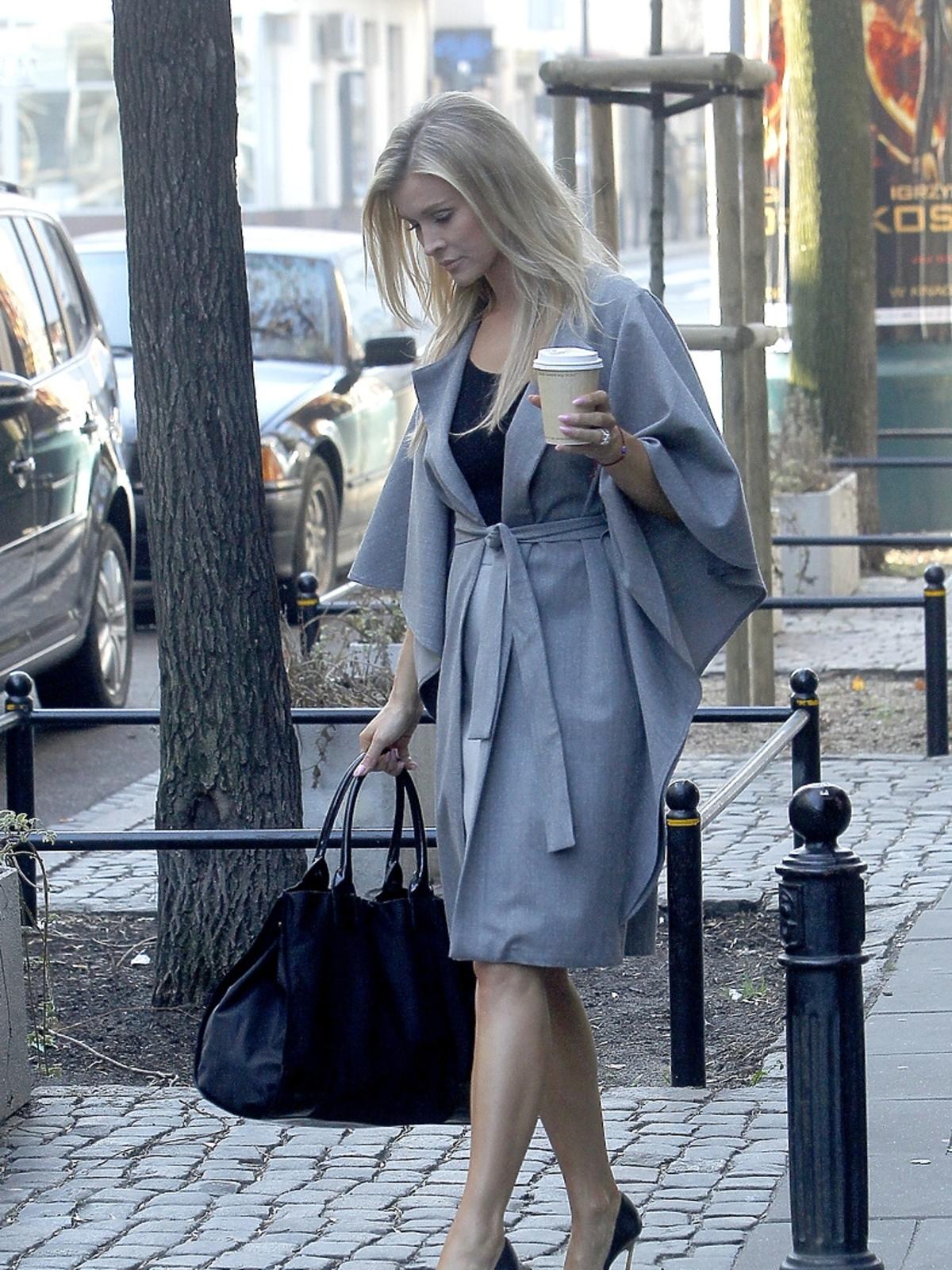 Joanna Krupa przed studiem DDTVN