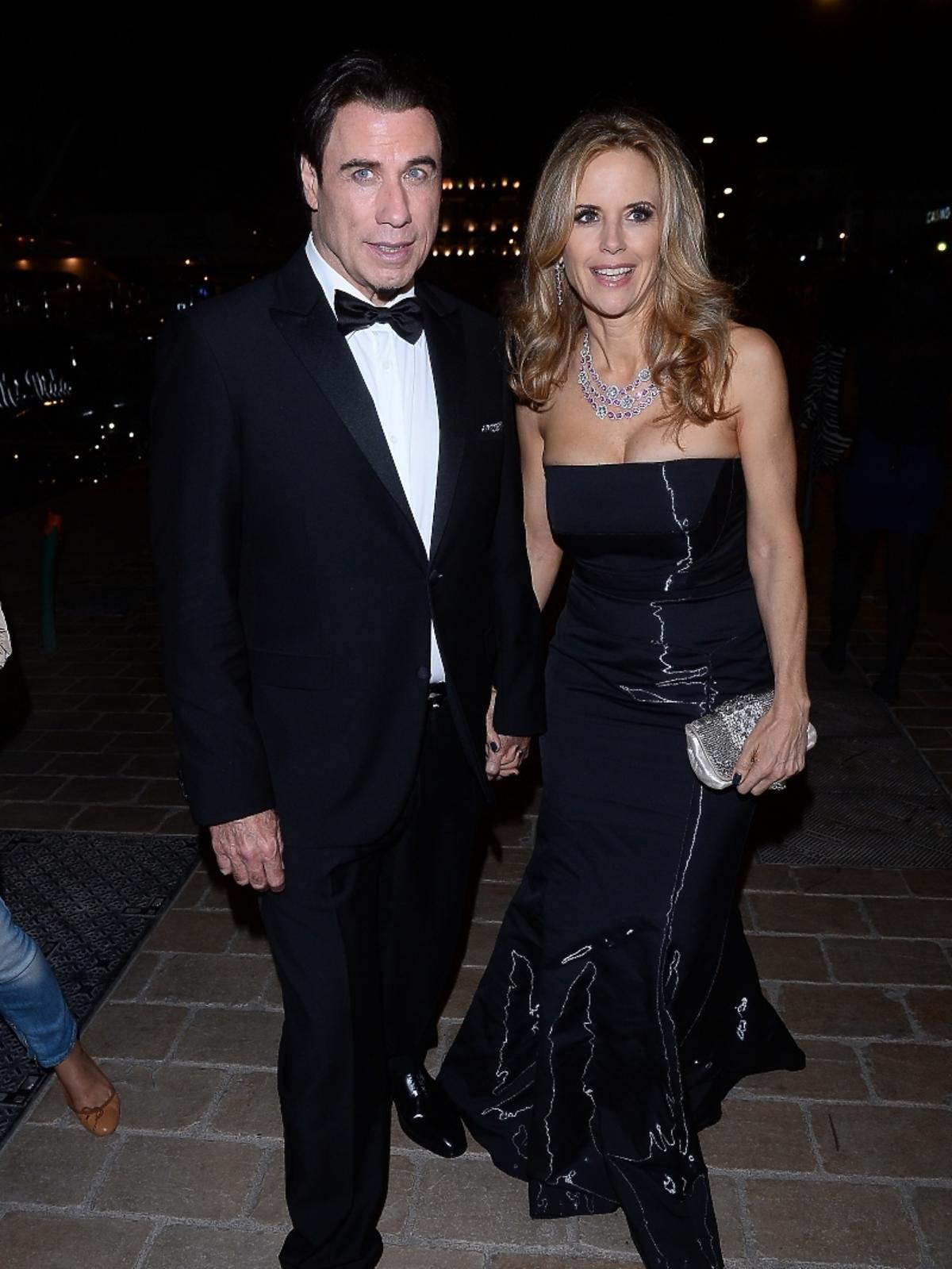 John Travolta na imprezie u Roberto Cavalliego w Cannes