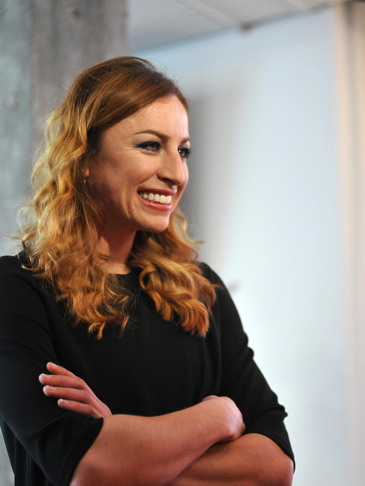 Justyna Kowalczyk w czarnej bluzce