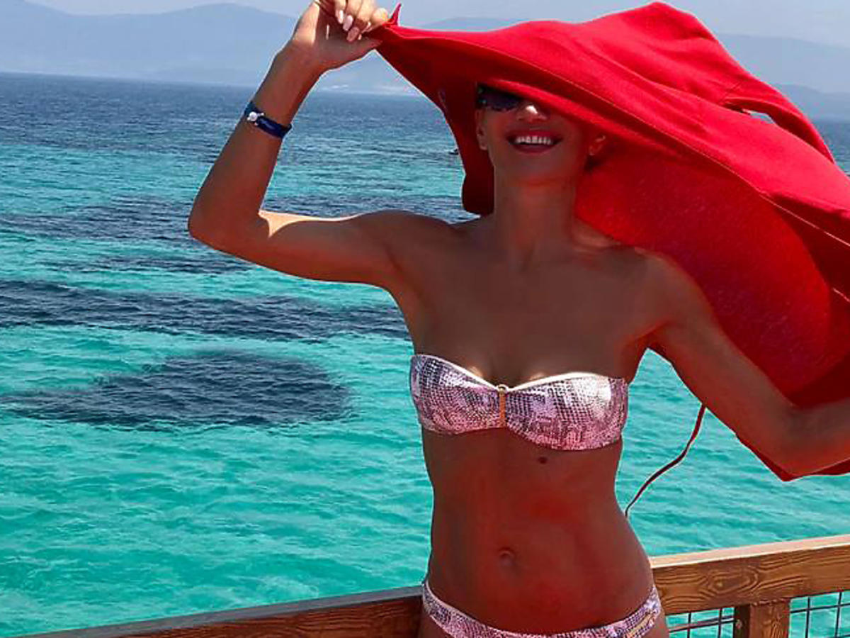 Justyna Steczkowska na wakacjach w bikini 