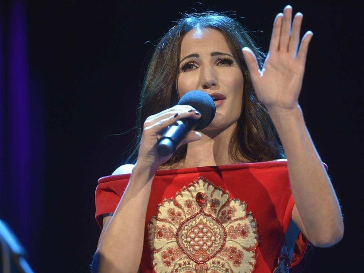 Justyna Steczkowska podczas benefisu Anny Dymnej w Radiowej Trójce