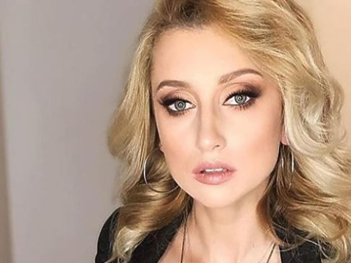 Justyna Żyła w mocnym makijażu