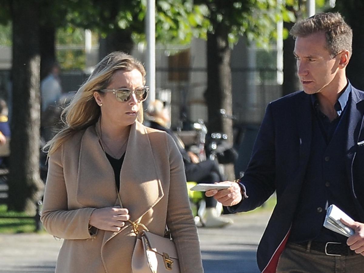 Karolina Ferenstein Kraśko i Piotr Kraśko na spacerze w Sopocie