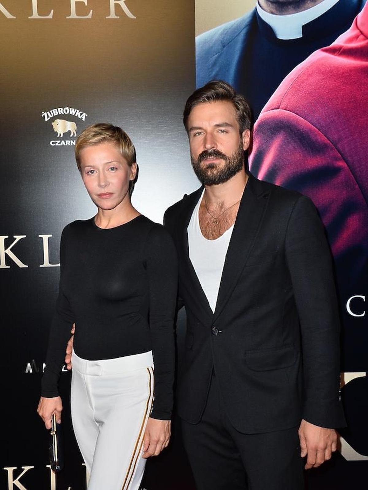 Kasia Warnke i Piotr Stramowski na premierze filmu Kler