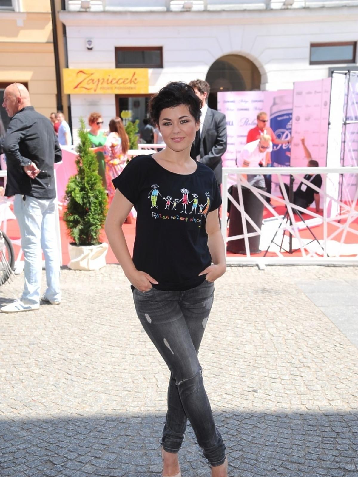 Katarzyna Cichopek na Street Fashion