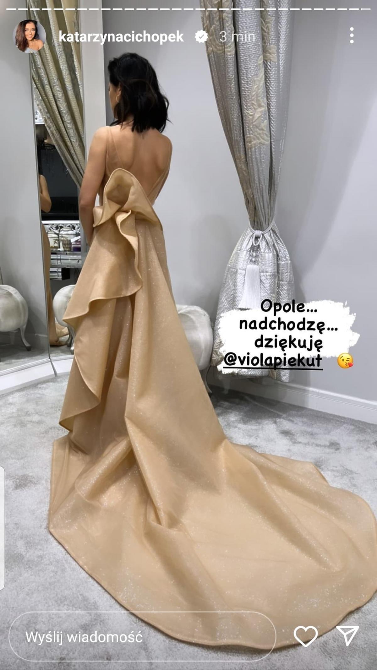 Katarzyna Cichopek pokazała suknię na festiwal w Opolu