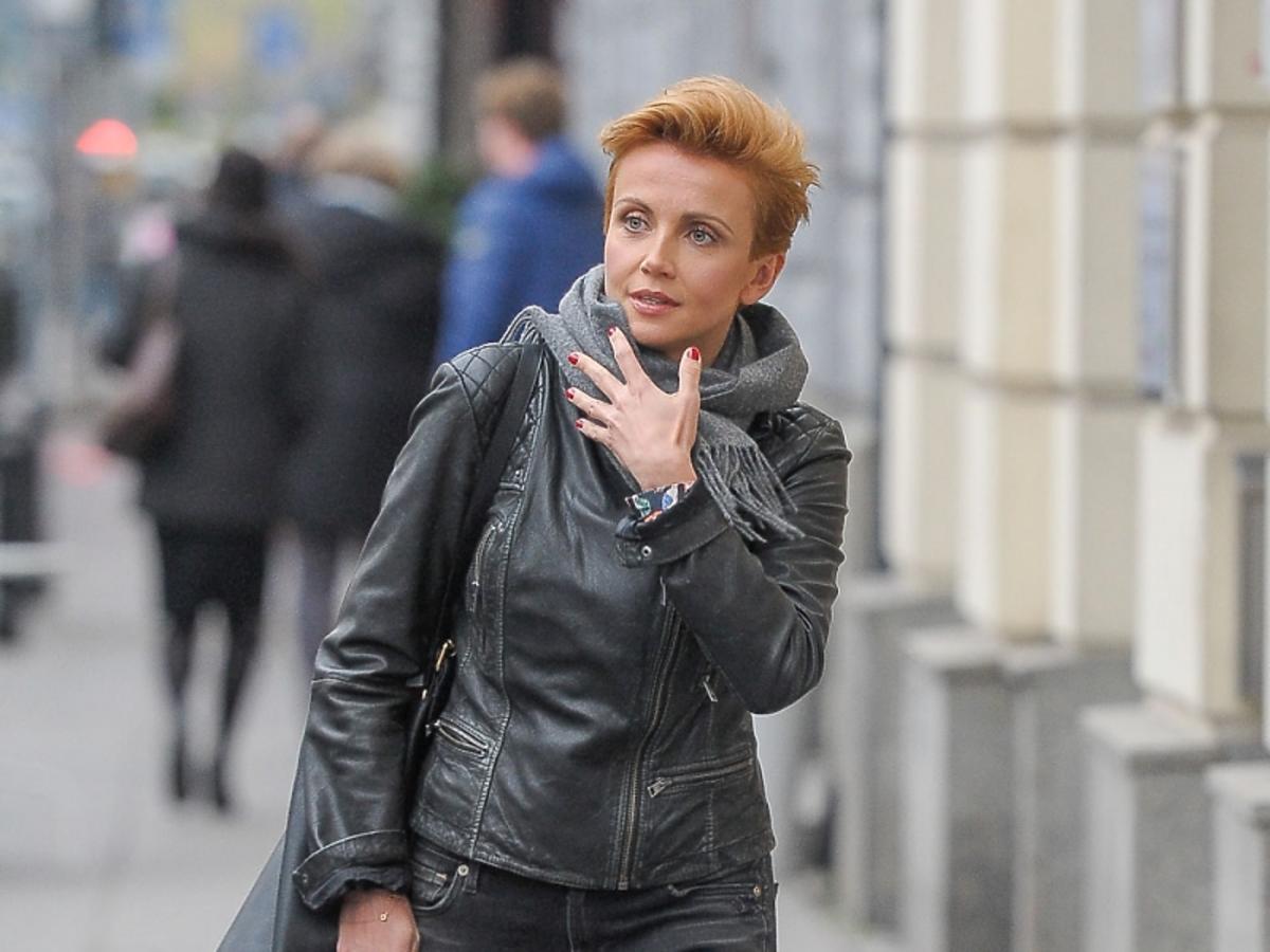 Katarzyna Zielińska w skórzanej kurtce
