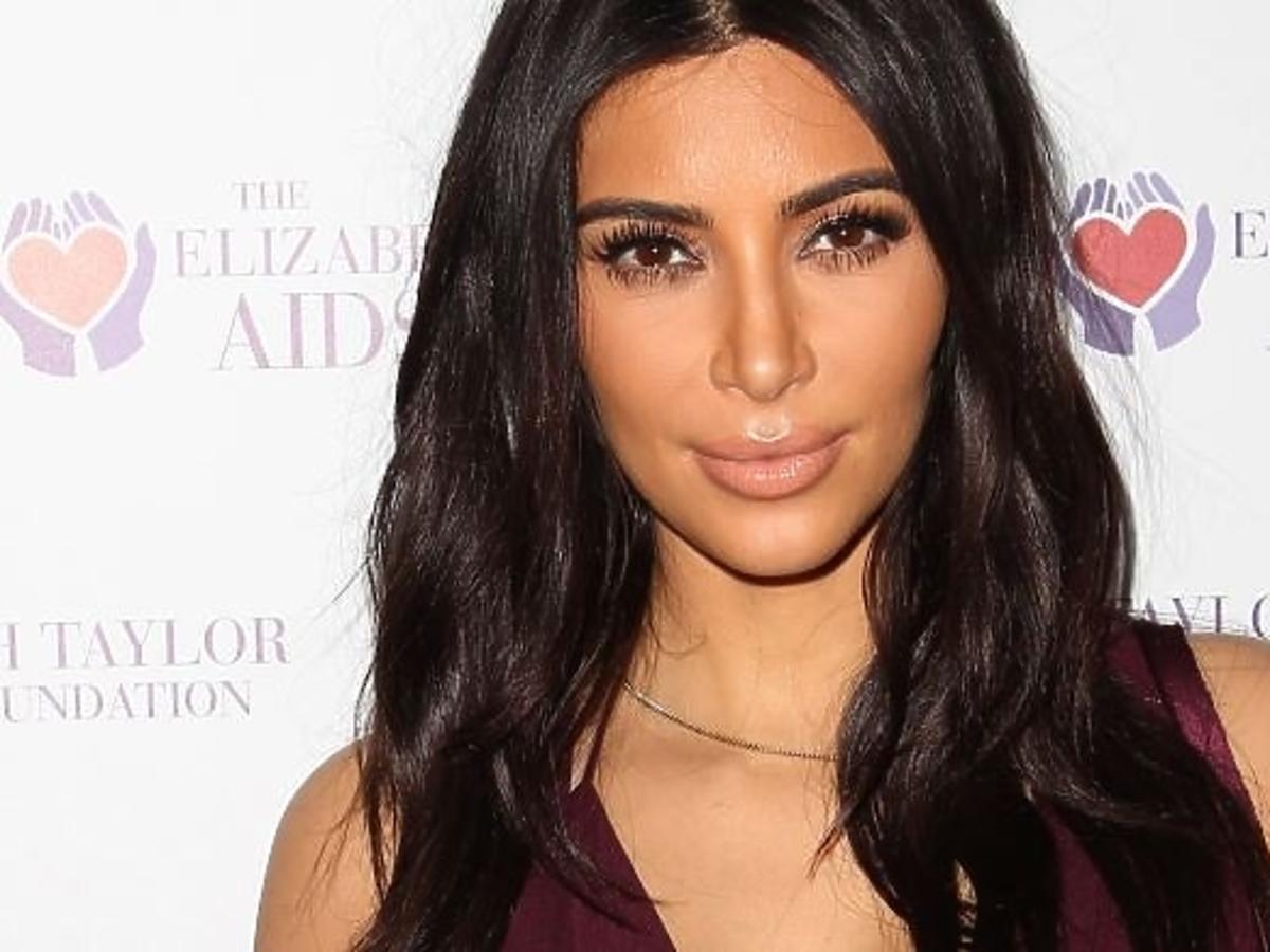 Kim Kardashian w krótkich włosach
