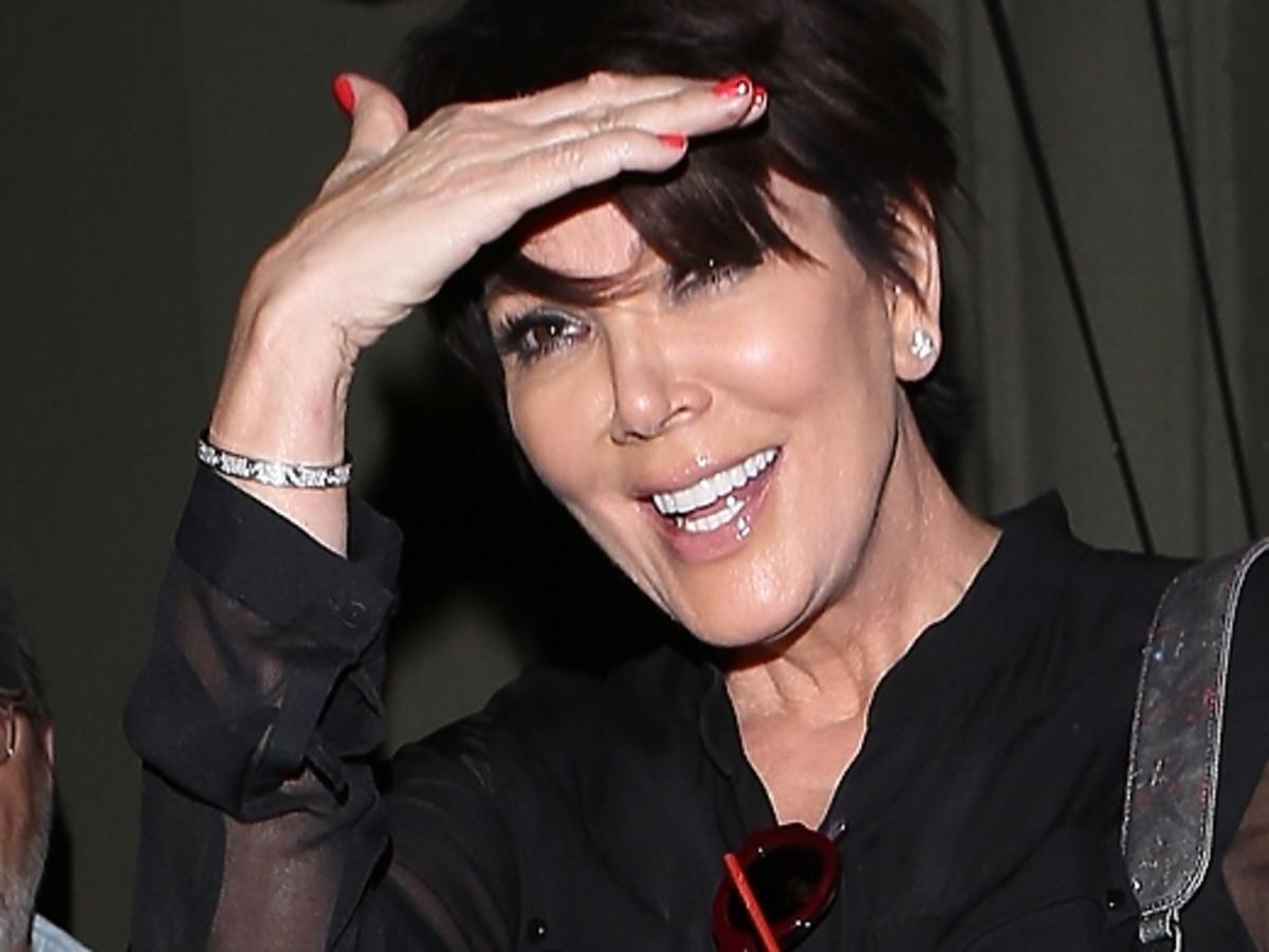 Kris Jenner wychodzi z klubu w Los Angeles
