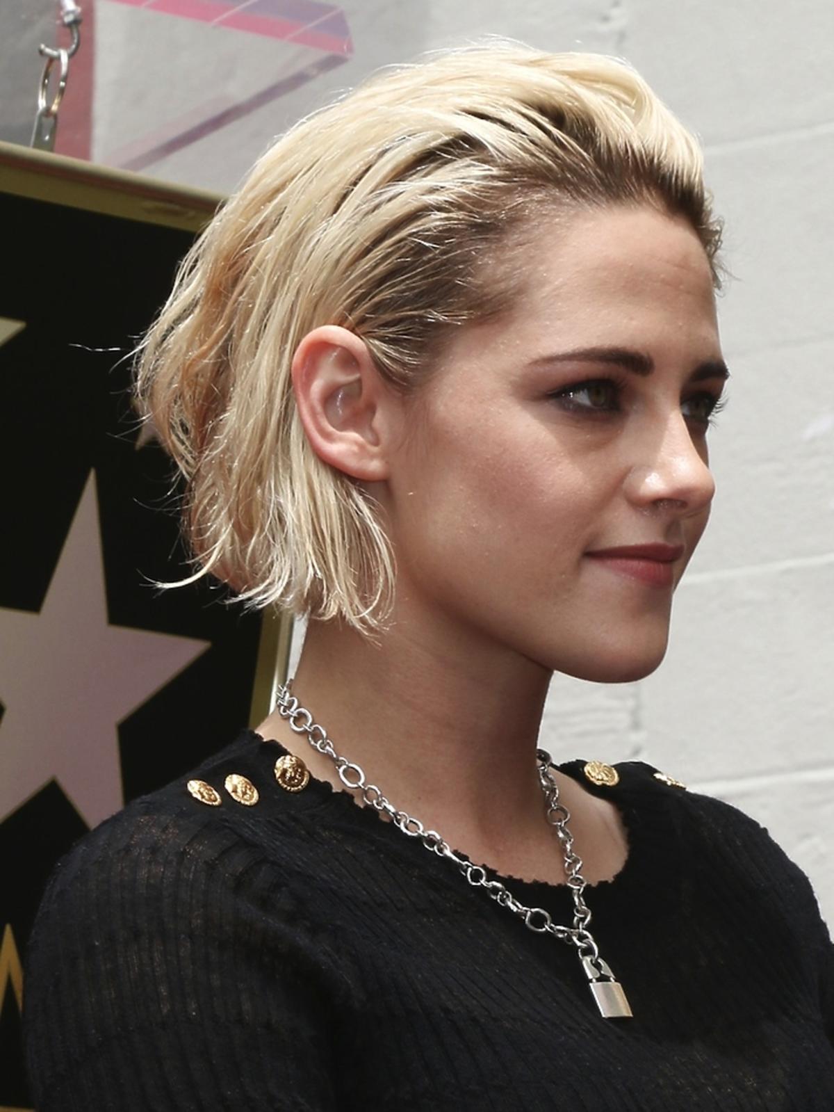 Kristen Stewart w blond włosach