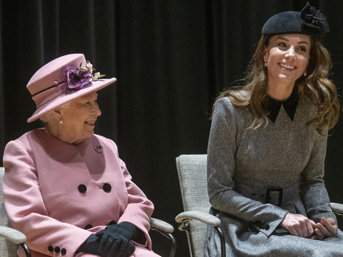 Królowa Elżbieta II i księżna Kate