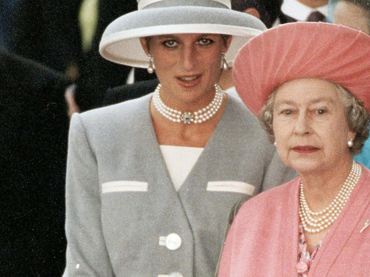 królowa Elżbieta II, księżna Diana