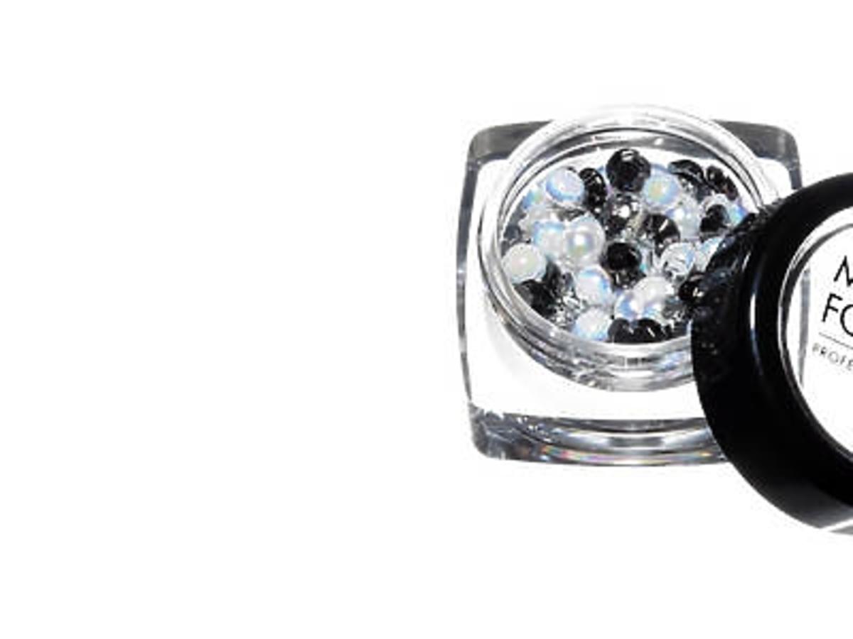 Kryształki Strass Rond, Make Up For Ever, 99 zł (Sephora)