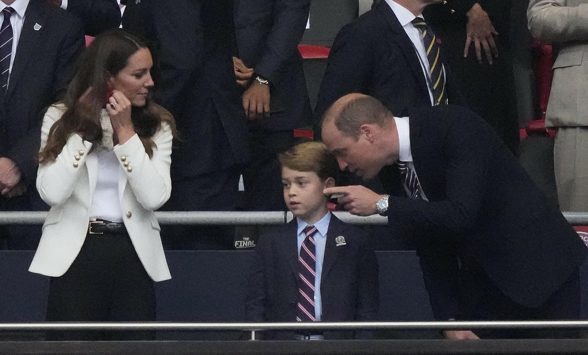 Książę William, książę George i księżna Kate pojawili się na finale Euro 2020 (2021)