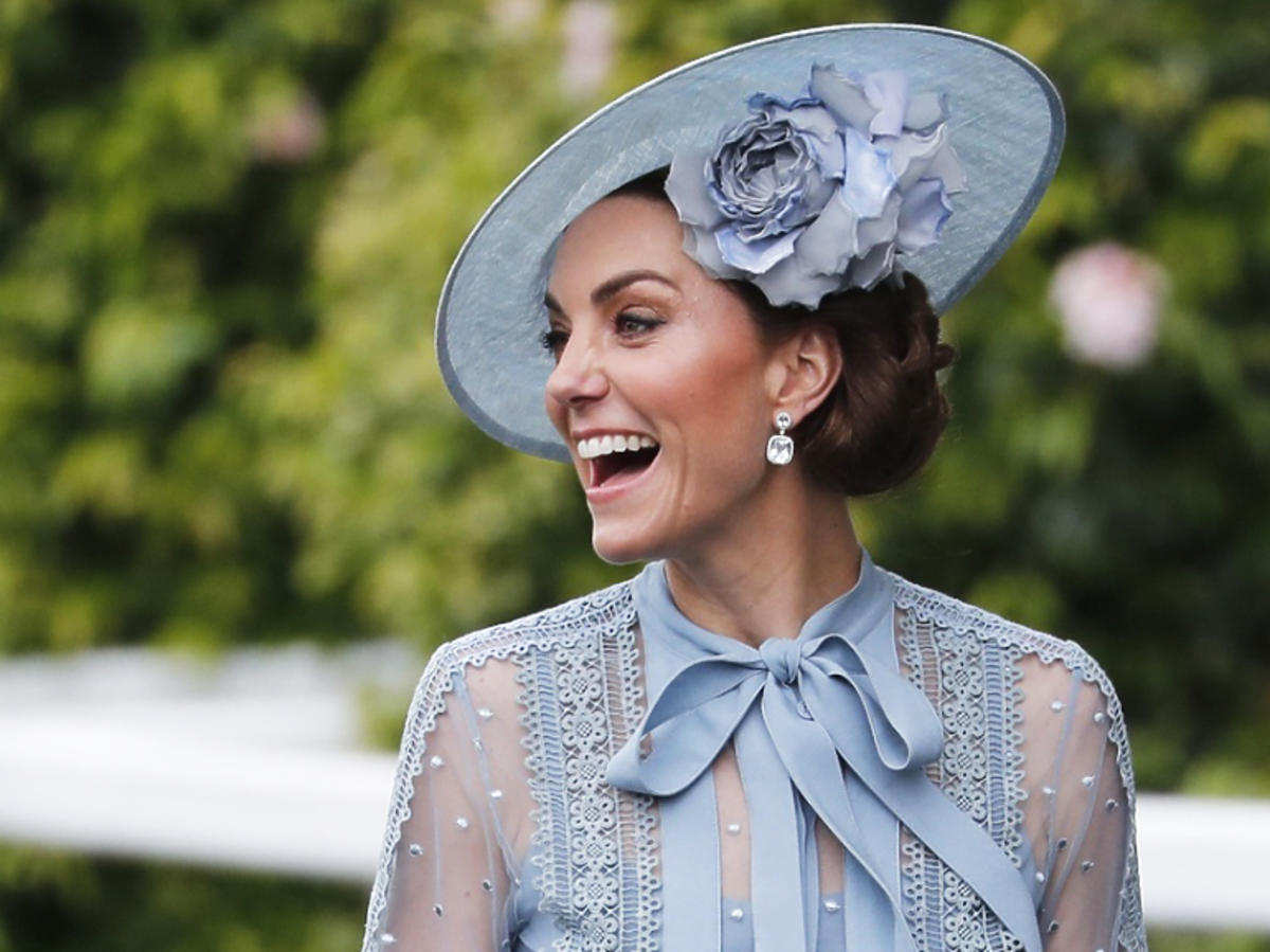 księżna Kate podczas wyścigów w Ascot 2019